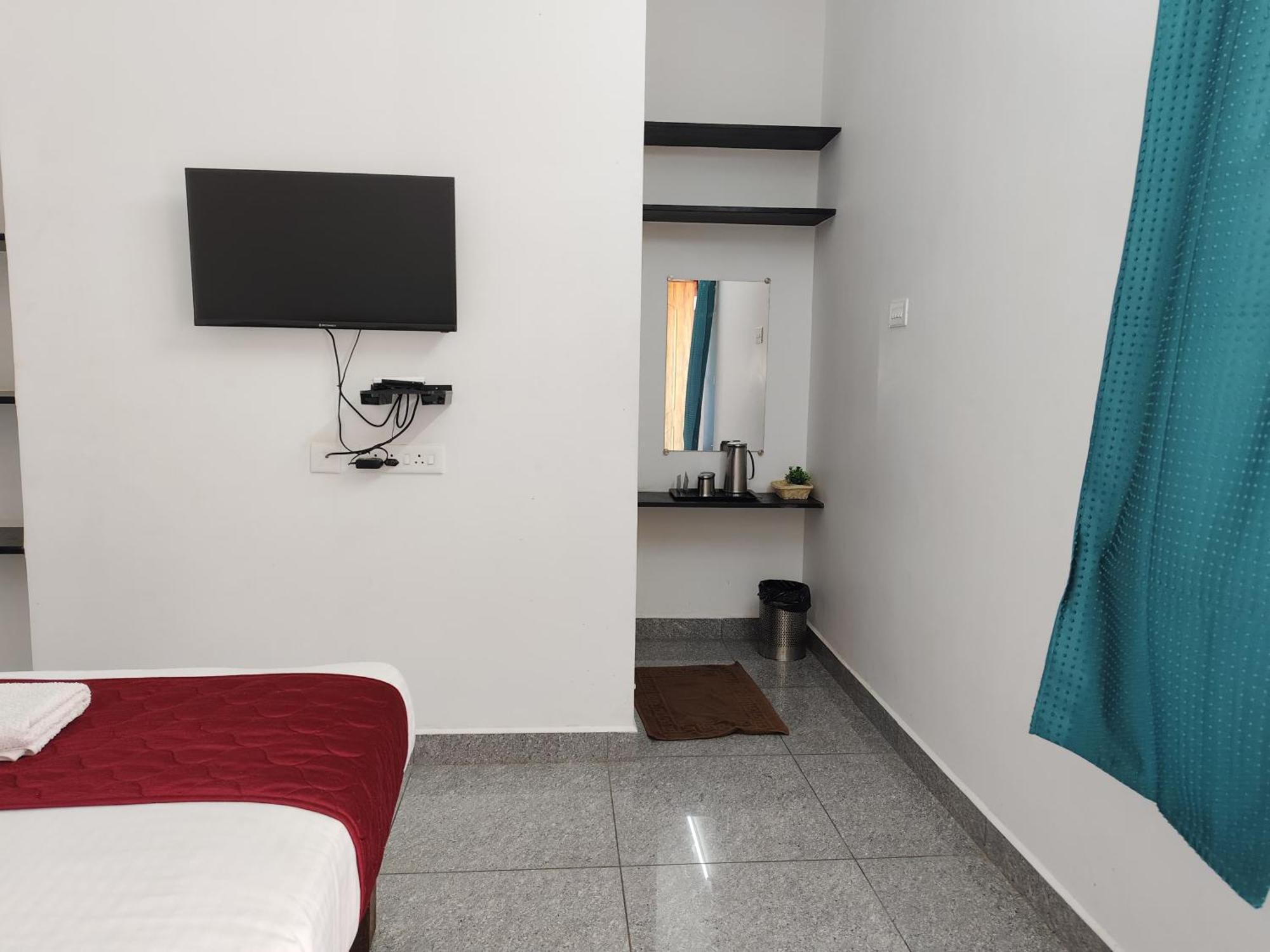 De' Capital Hotel ポンディシェリ エクステリア 写真